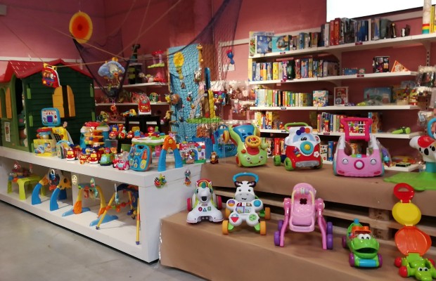 Organisation einer Spielzeug-Sammelaktion im eigenen Unternehmen anlässlich Weihnachten