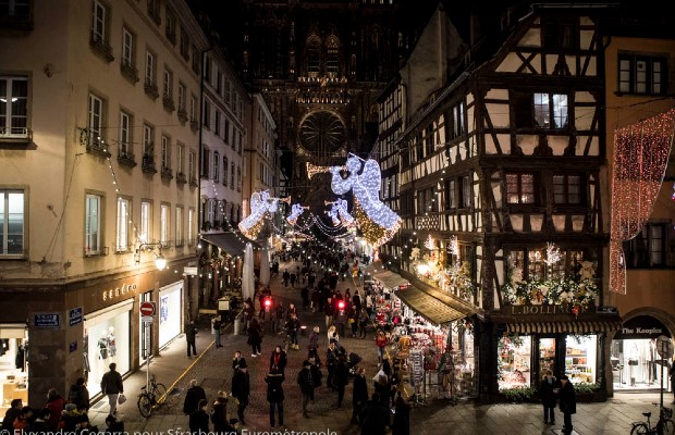 Erkunden Sie die Weihnachtshauptstadt Straßburg mit dem kleinen elektrischen Zug